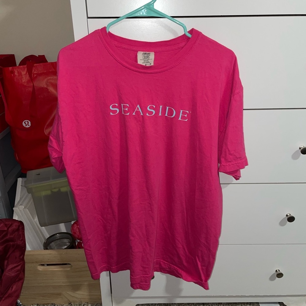 Seaside tee